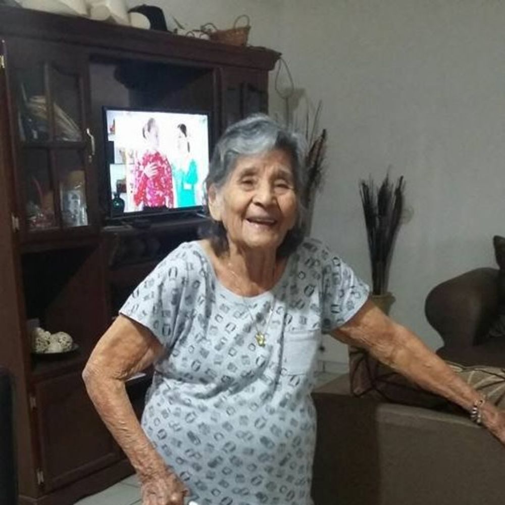 Meet your Posher, Lorena kris